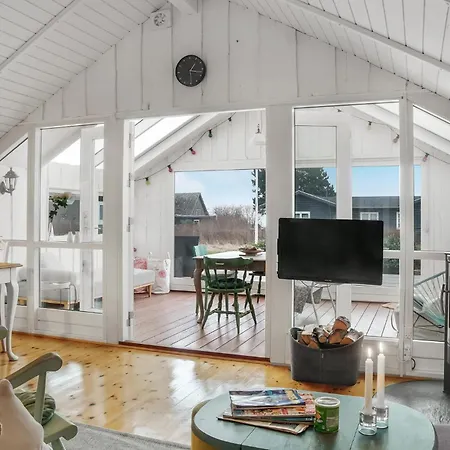 Cozy In With Kitchen Feriehus